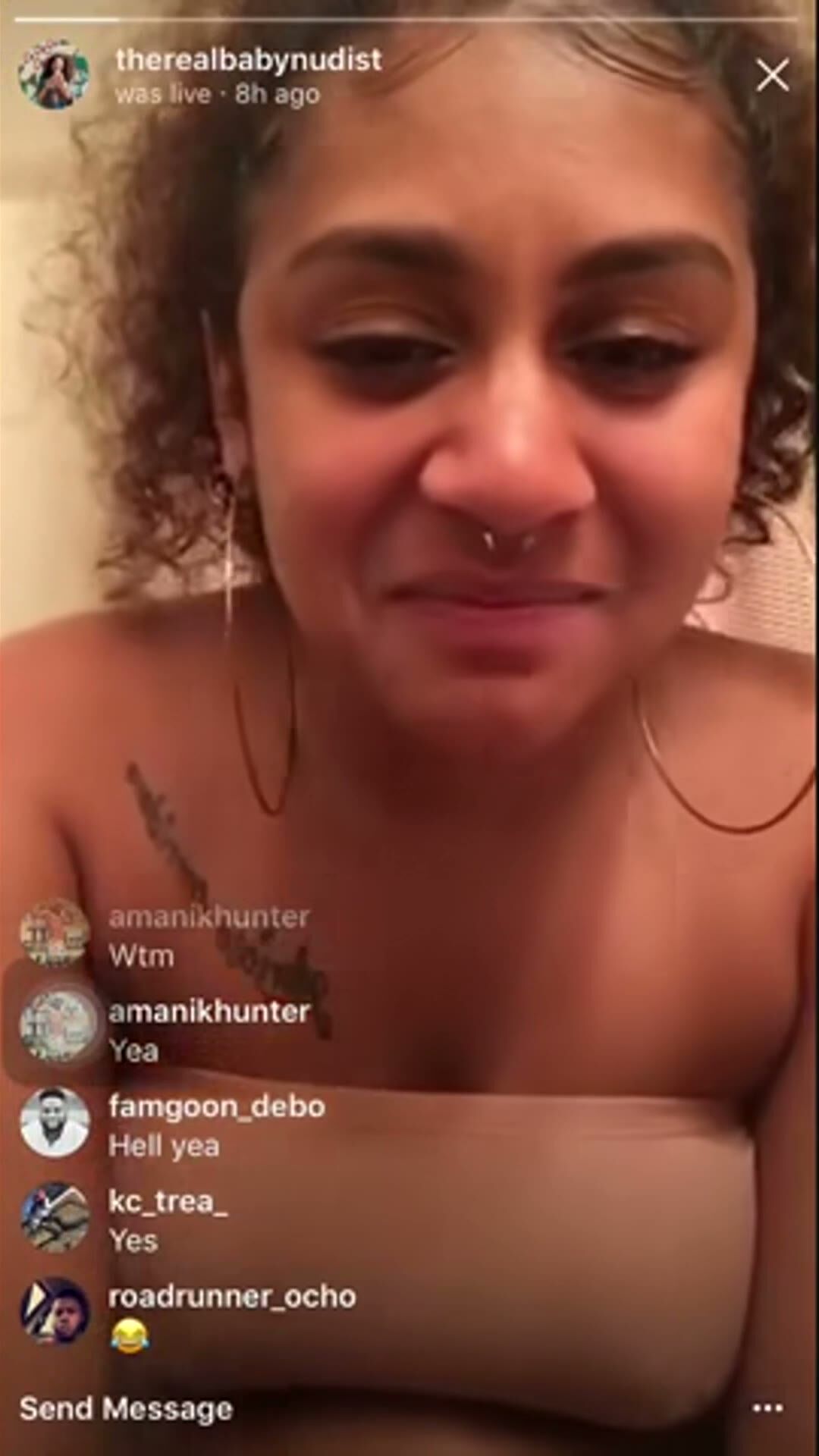 Curvy Ebony Flashes Big Tits Live