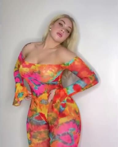 Busty Blonde Curvy MILF Flaunts Big Tits