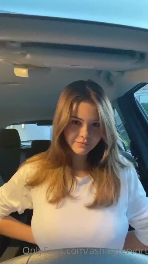 Busty Blonde OnlyFans Babe Selfie in Car