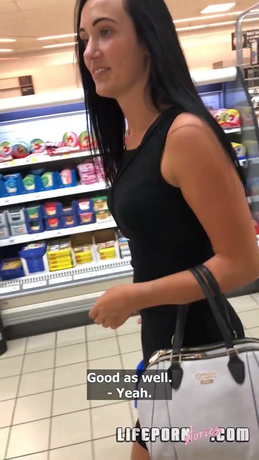 Brunette Amateur Blowjob and POV Sex